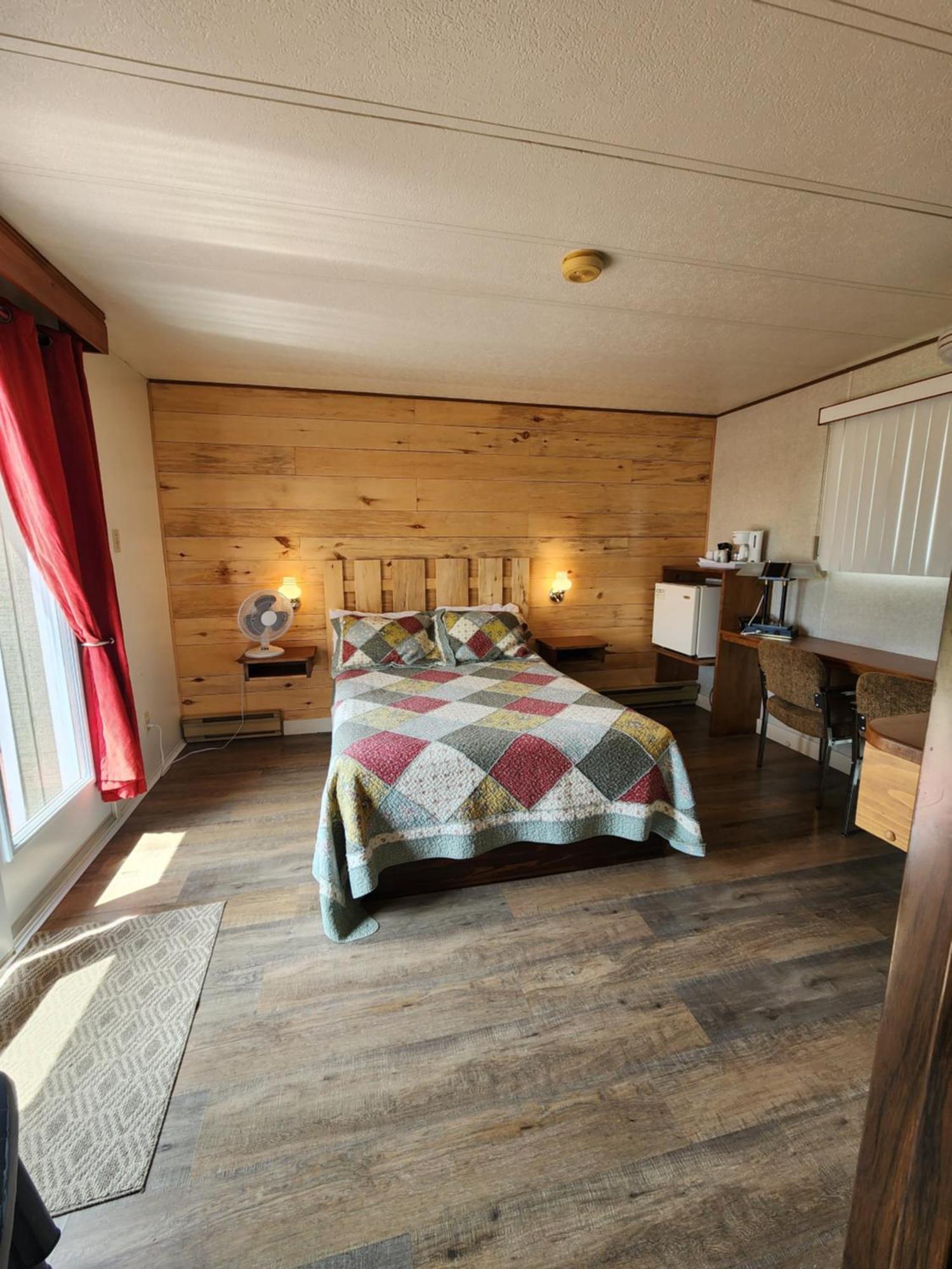 Motel et Chalets Bo-Fleuve Evangeline Saint-Siméon Extérieur photo
