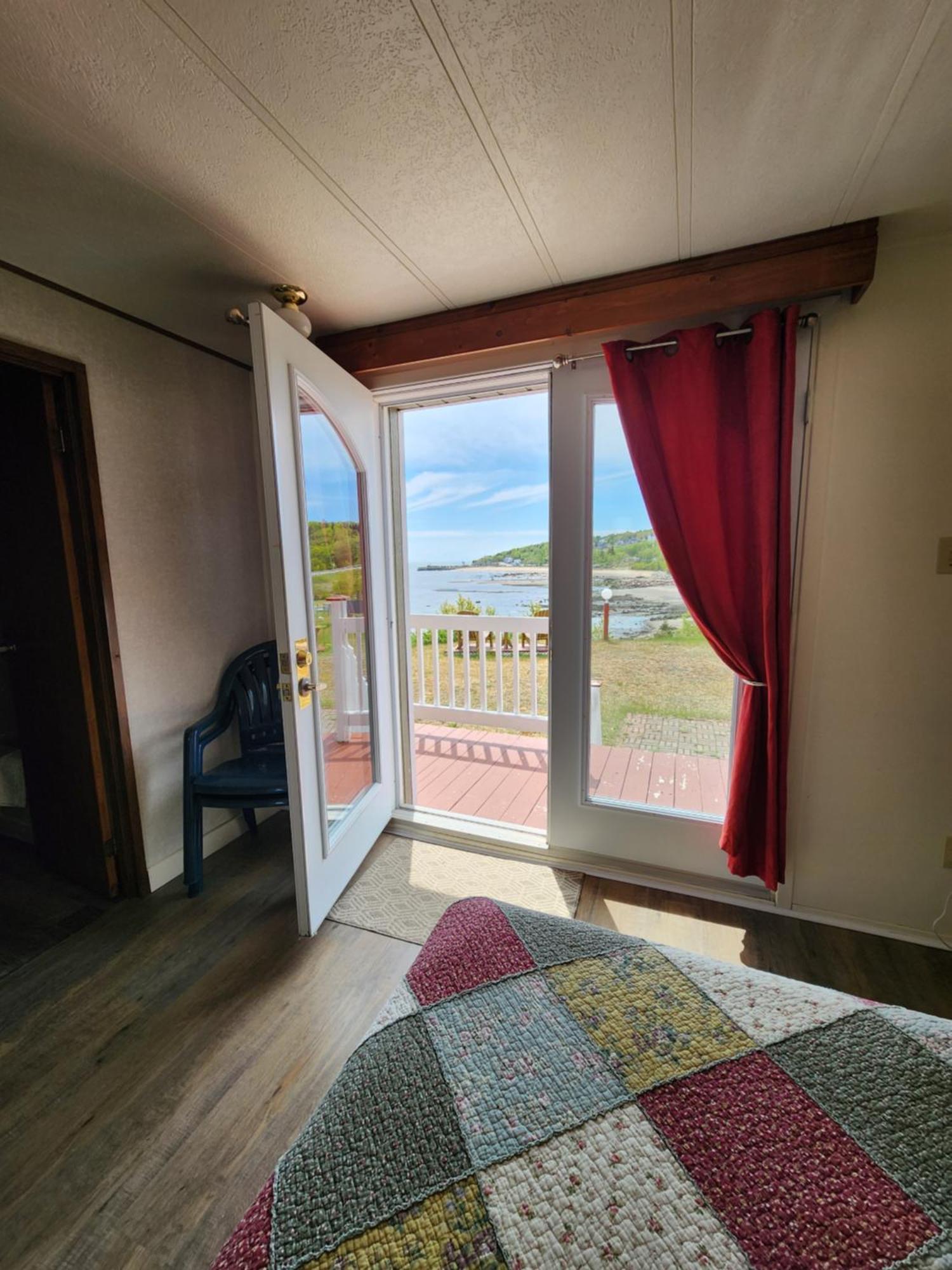 Motel et Chalets Bo-Fleuve Evangeline Saint-Siméon Extérieur photo