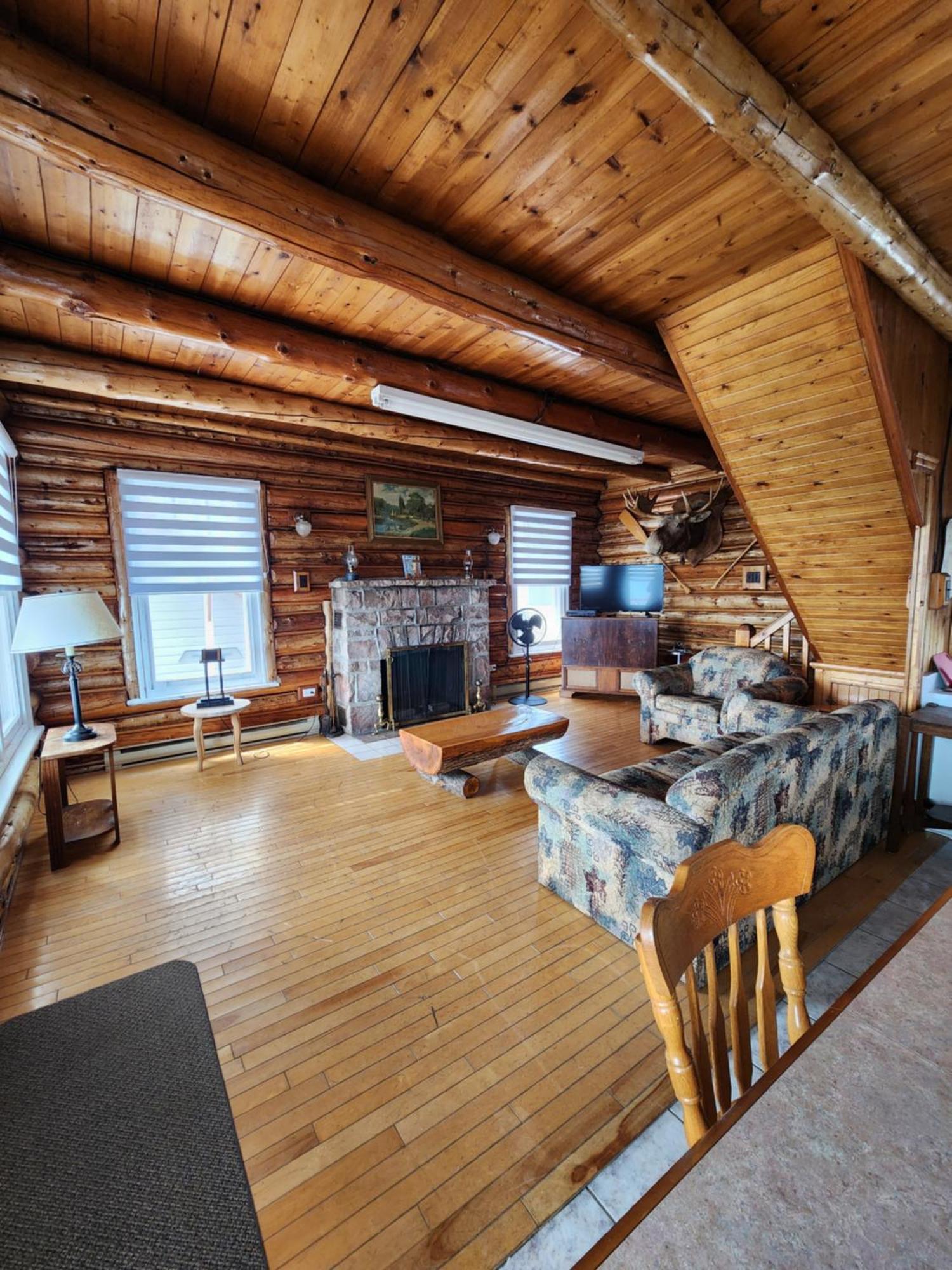 Motel et Chalets Bo-Fleuve Evangeline Saint-Siméon Extérieur photo