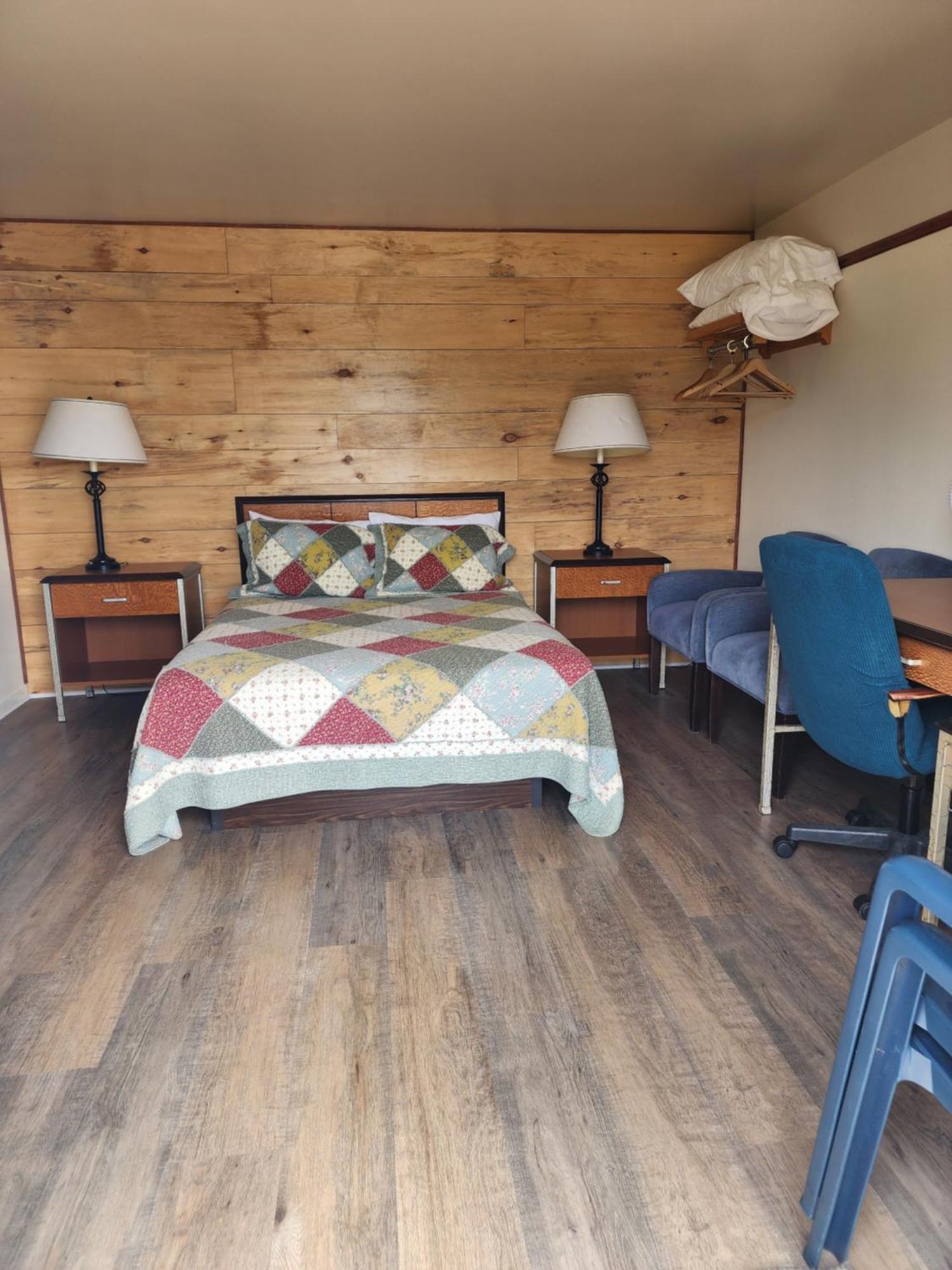 Motel et Chalets Bo-Fleuve Evangeline Saint-Siméon Extérieur photo